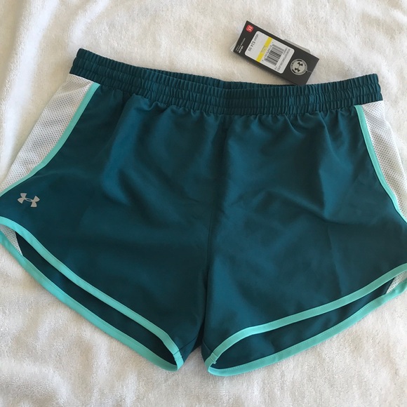 🌸2 for $30🌸 Under Armour Running shorts - Picture 2 of 2